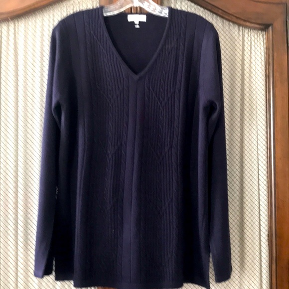 navy blue tunic sweater